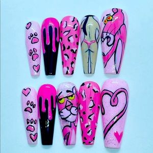 Here Kitty Kitty 💕🎀